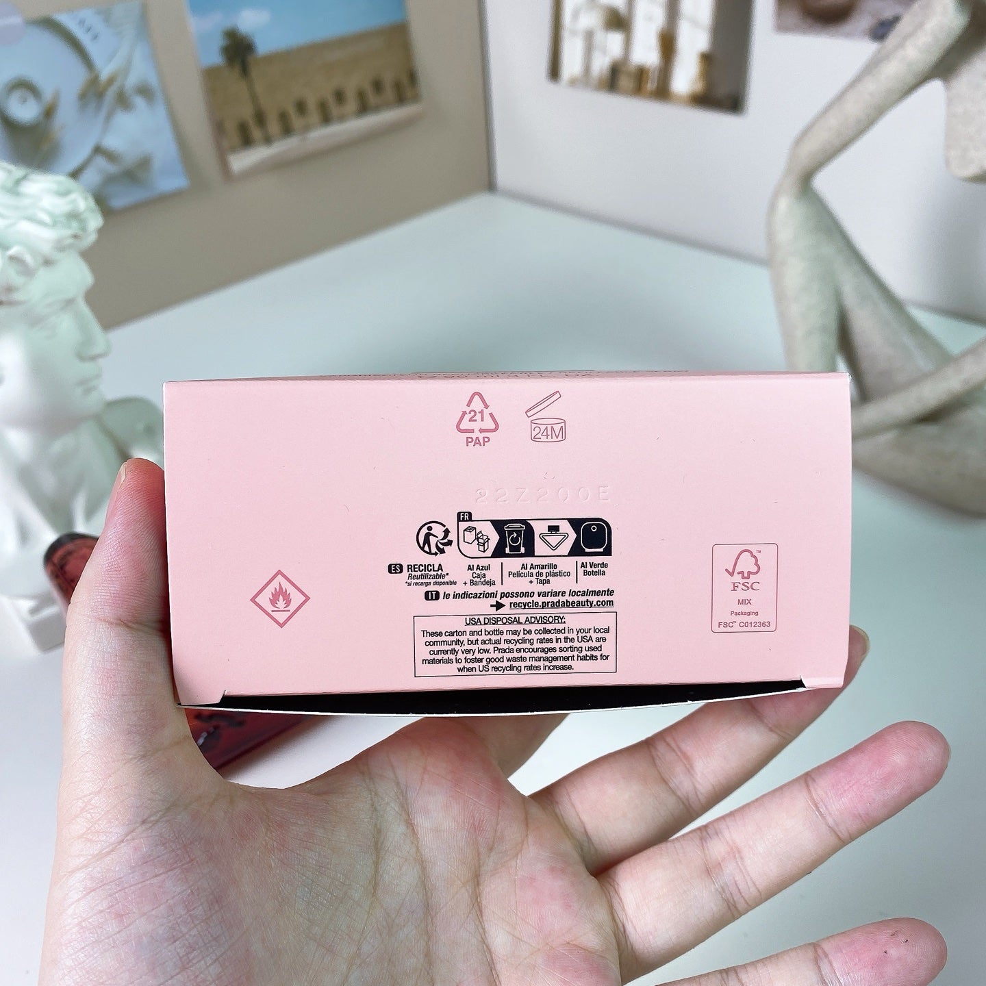 Prada Paradoxe Intense Eau de Parfum