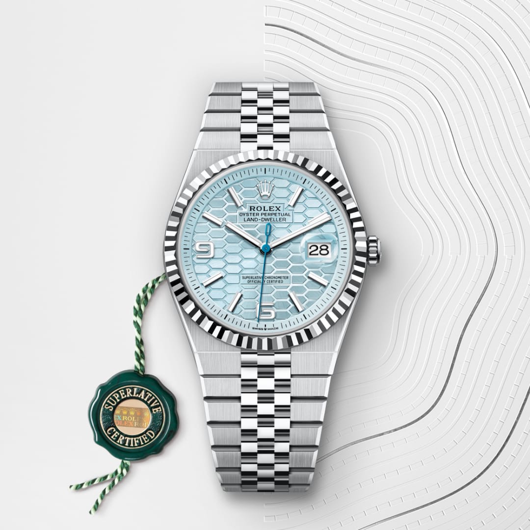 Rolex Land-Dweller 40
Oyster, 40 mm, platinum.