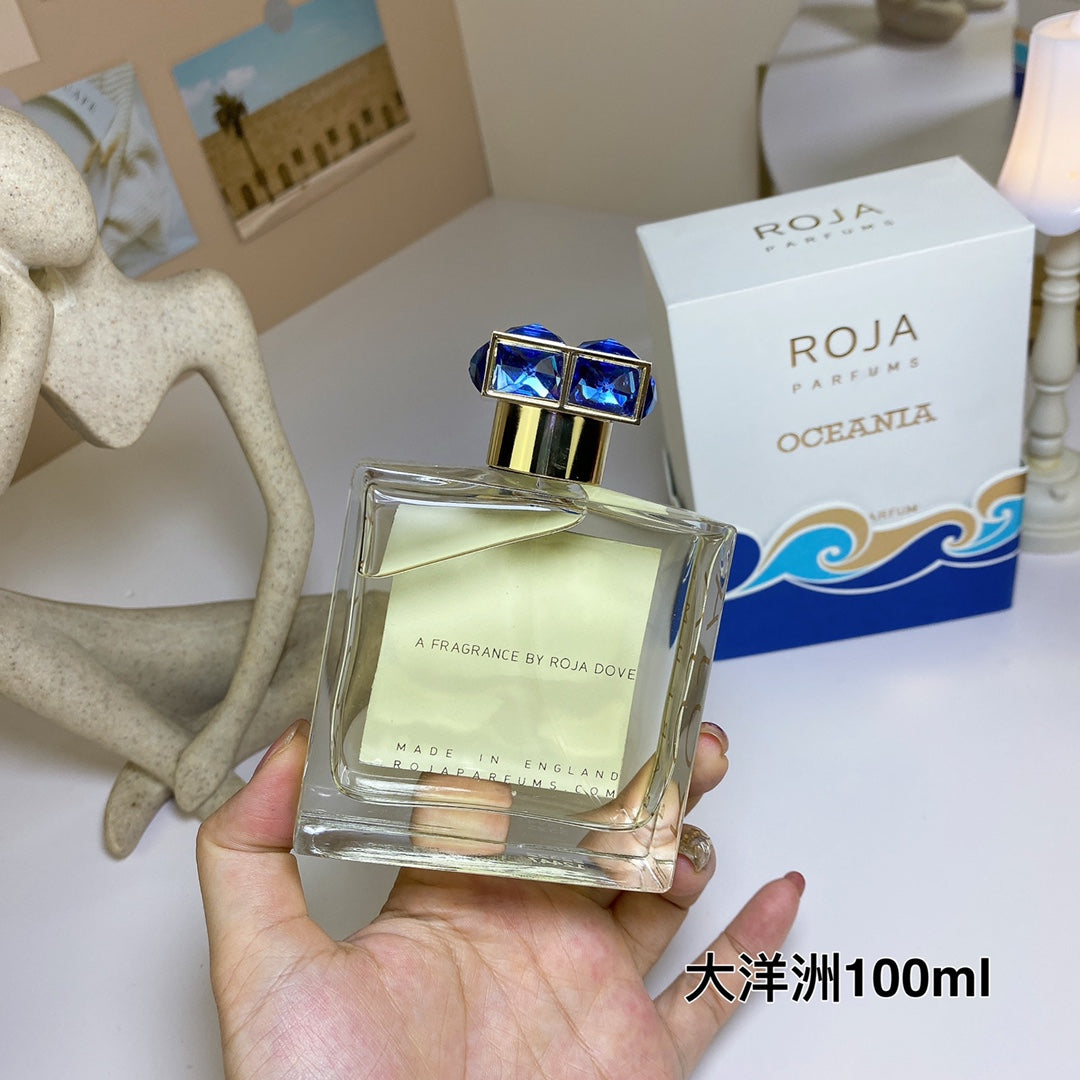 Roja Parfums Oceania perfume.